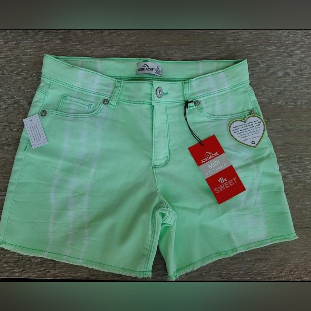 NEW With tags, Girls size 16, NWT, Jordache, mint color, shorts